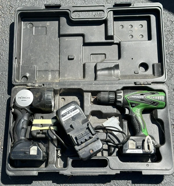 Hitachi DS 18DVF3 14v 3/8” cordless drill/driver & Flashlight Set - WORKS!