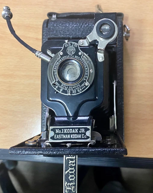Ancien appareil photo à soufflet Kodak J.R Autographic EASTMAN 249B10