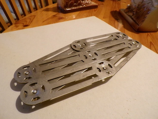 dessous de plat en inox extensible vintage Argenté - Vendu