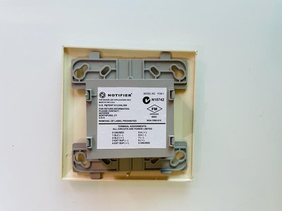 Occasion Excellent Honeywell PW5K1R2 Contrôle D'accès deux Reader Module d'entrée R9 