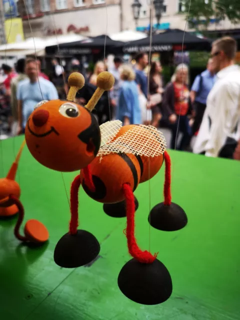 Krappets Marionette Biene, Holzspielzeug