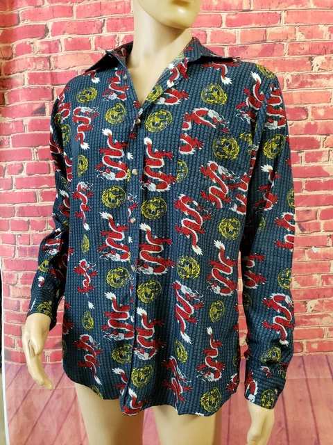 DAGACCI Mens Shirt Perma Press Polyester Red Dragons Blue Pattern Size M. NEW