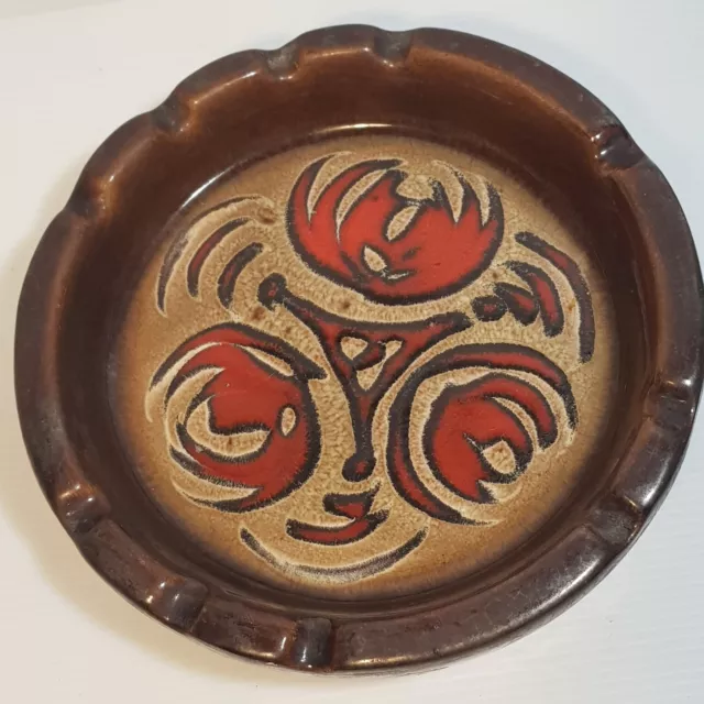 ELLIS  POTTERY  - MID CENTURY - Ceramic Ashtray- #104 -Australian Artist Pottery