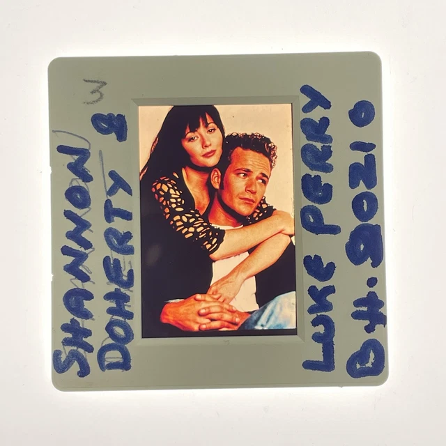 Luke Perry and Shannen Doherty Beverly Hills 90210   S2109 SD01  35mm Slide