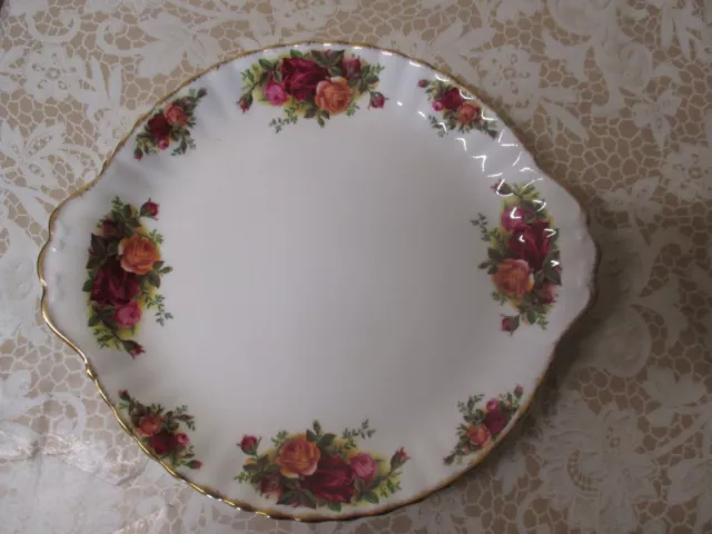 Lovely  Royal Albert China   10.5" Cake Plate 'Old Country Roses Design