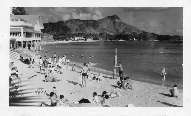 1940s Moana Hotel Surf Board Beach Sunbathers Waikiki Beach Diamond Head Photo