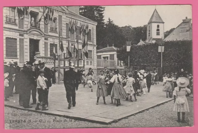 91 - YERRES - Place de la Mairie