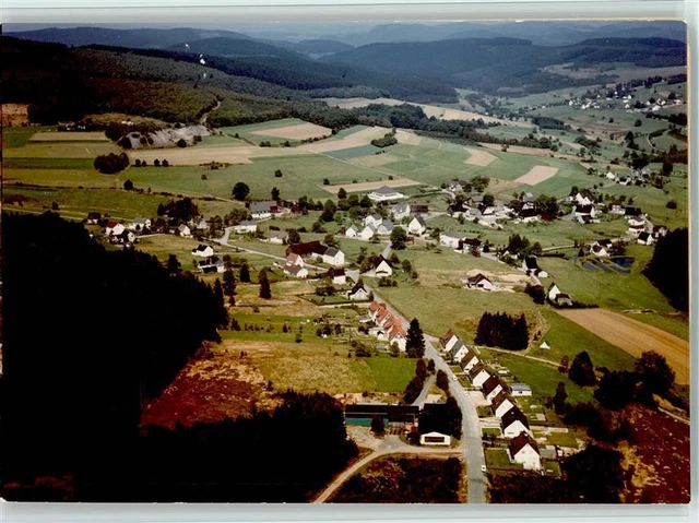 40035641 - 5942 Kirchhundem Luftaufnahme