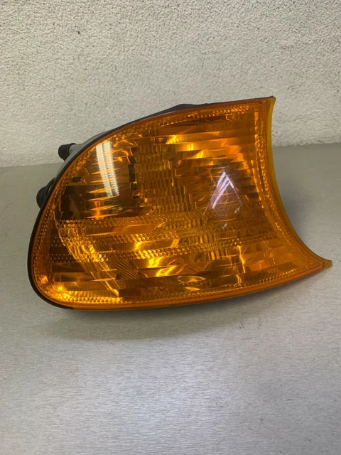 Luce LED Blu Per Auto ETUKER - Ricaricabile, Con Telecomando E 3 Modalità Flash, Impermeabile - Foto 11