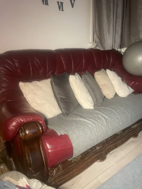 Victorian style, Dodsworth leather sofa - Quick sale! 2