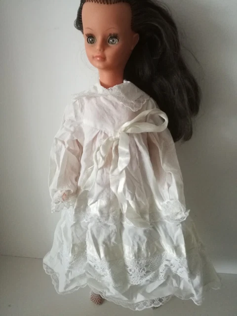 Robe Poupée Bella Cathy Camelia De 1981 – Tenue Vintage Pour Collection