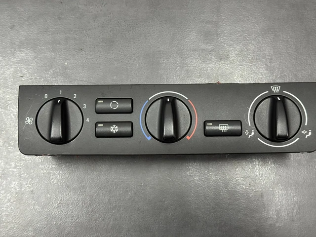 J11-104 F H26 VM4 レヴォーグ 1.6GT アイサイト A型 サイドスポイラー サイドステップ J11-29 F H26 VM4 レヴォーグ 1.6GT アイサイト A型 右 フロント