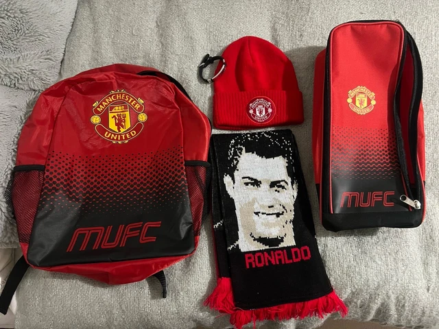 MAN UNITED GIFTS x5 job lot CR7 bag, boot bag etc £30.00 - PicClick UK