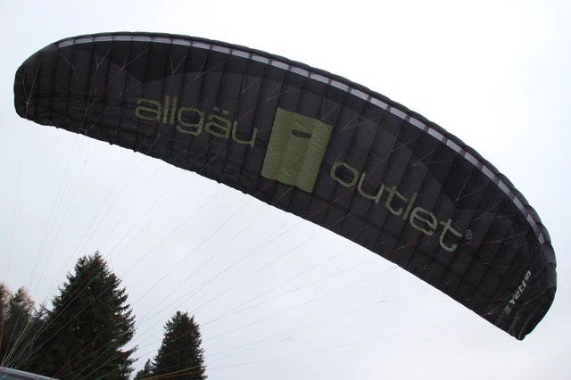 Hike - paraglider GIN YETI 5-25 year 09/21, EN-A, special design ALGO black Hike - paraglider GIN YETI 5-25 year 09/21, EN-A, special design ALGO black