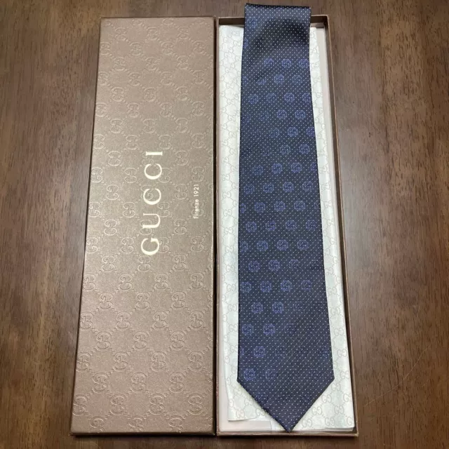 Gucci Tie Navy Blue GG Mini Dot Pattern 100% Silk Jacquard Men Necktie Width 8cm 3