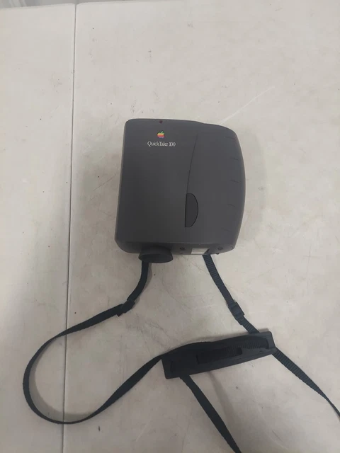 デジタルカメラ Apple QuickTake 150 + AC Adapter quick-take-with-f-mount-