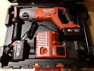 MILWAUKEE M18CHD-402C FUEL 3.5KG 18V 2 