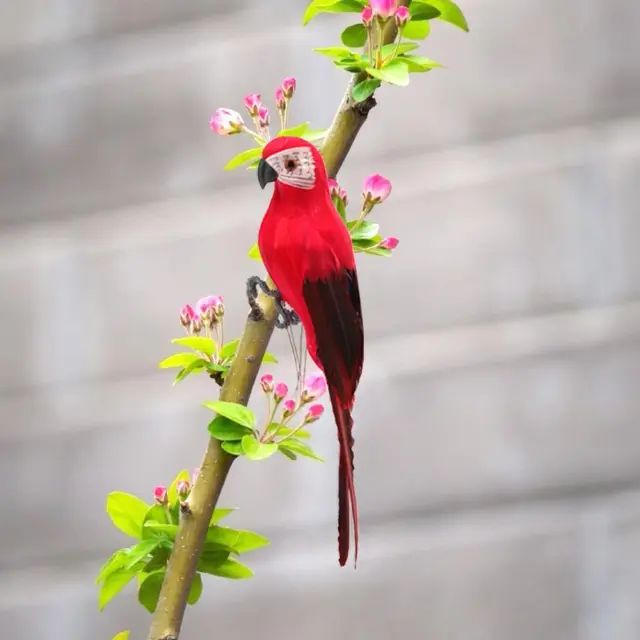 Creative Foam Feather Artificial Parrot Imitation Bird Model Ornament (Red) 2