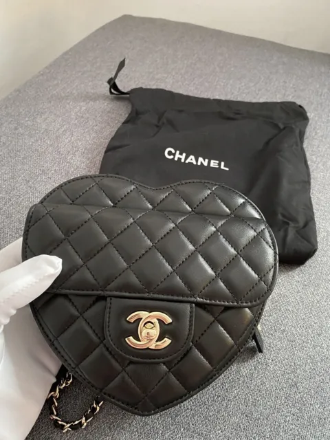 CHANEL LARGE HEART Bag black CC 22S Lambskin Leather Crossbody Authentic  $6,950.00 - PicClick