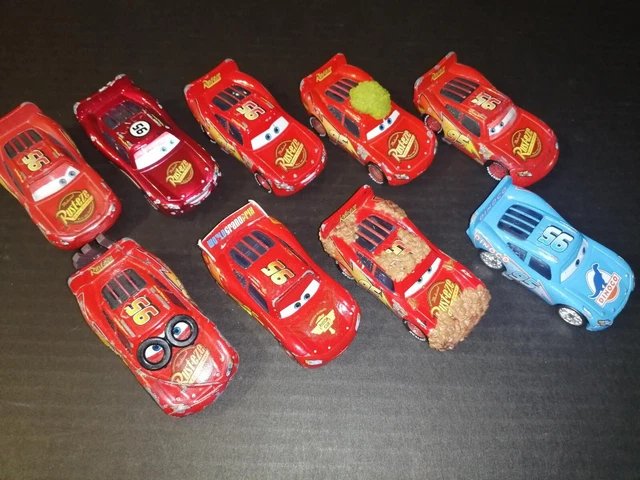 lot de  voitures cars disney pixar metal  d occasion  satisfaisant