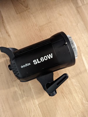 2pc Godox SK400II 400W 2.4G Studio Bowens Blitzlicht Blitzgerät mit Licht Stativ 