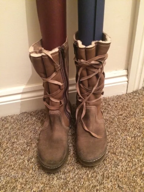Manas cheap boots uk