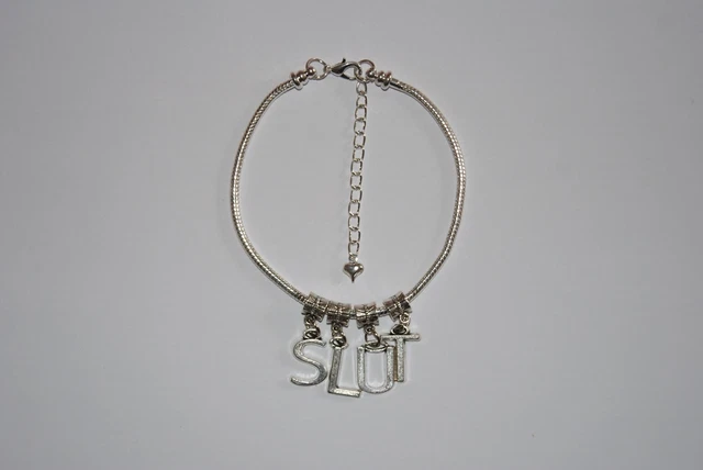 Braccialetto Catena SLUT Per Caviglia - Gioiello Sessy E Provocante