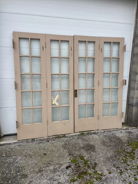 bova 82 set a Beveled Glass Oak bifold doors 95WY 83.75 x 1 7/8”Painted