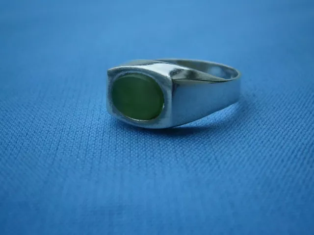 ********   edler 835er Silber Ring mit grünem Stein, RG 56 (17,8 mm)   ********