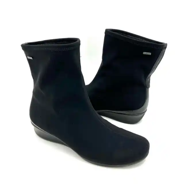 ECCO Women's Abelone GTX Gore-Tex Black Short Boot Size 7.5