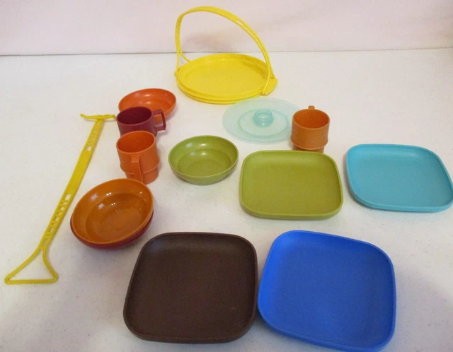 Boîte De Conservation Vintage Tupperware – Années 70 – Jolie Couleur – Dimensions 12x12x9cm