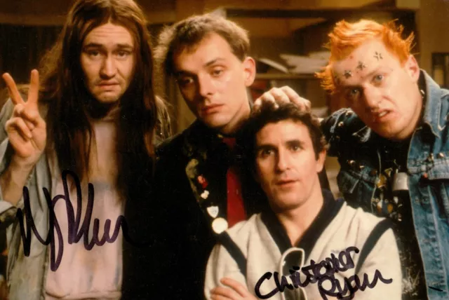 Nigel Planer & Christopher Ryan Signed 6x4 Photo The Young Ones Autograph + COA