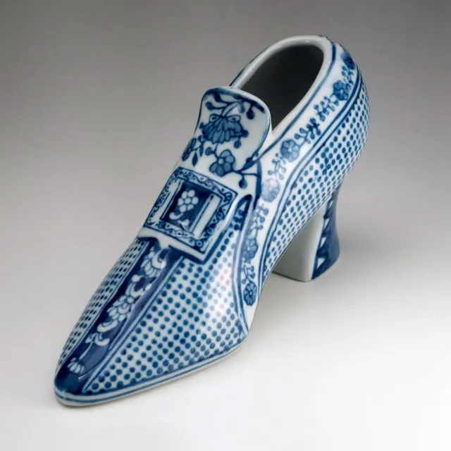 Blue & White Chioniserie Porcelain Shoe Twos Company Canton Collection H Painted 3