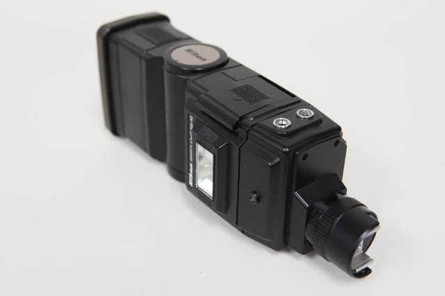 Nikon Speedlight SB-16 Flash With SS-16 Case