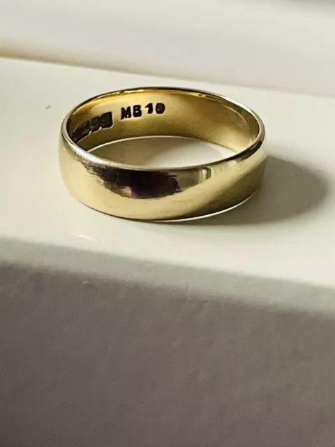 SOLID  9CT GOLD 6mm  WEDDING RING-SIZE  W POLISHED  Hallmarked