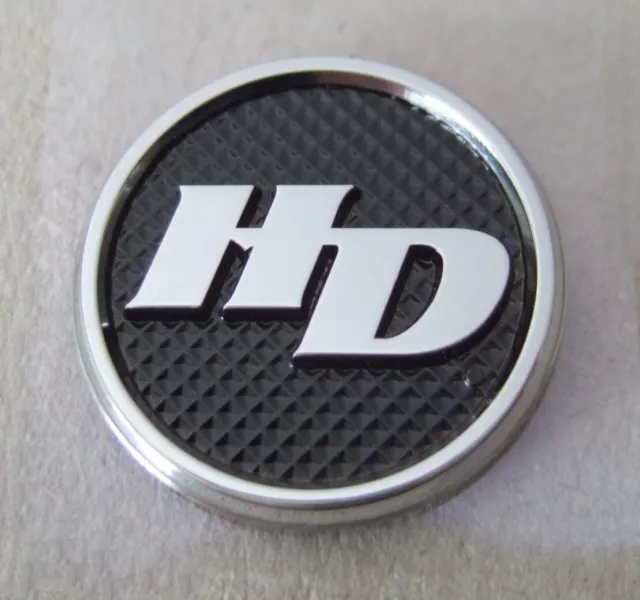 Orig. Harley-Davidson® Aufkleber Emblem Medallion HD® schwarz/chrom Ø22x2mm