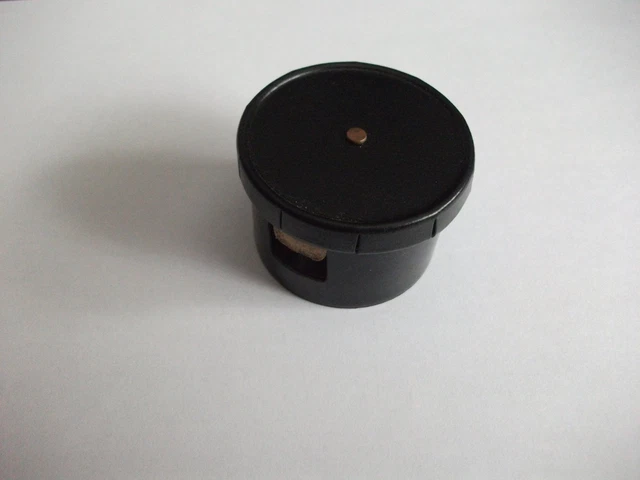 Reproduction Lucas C30L junction box. Contains 3 terminals. Bedford 15 CWT truck