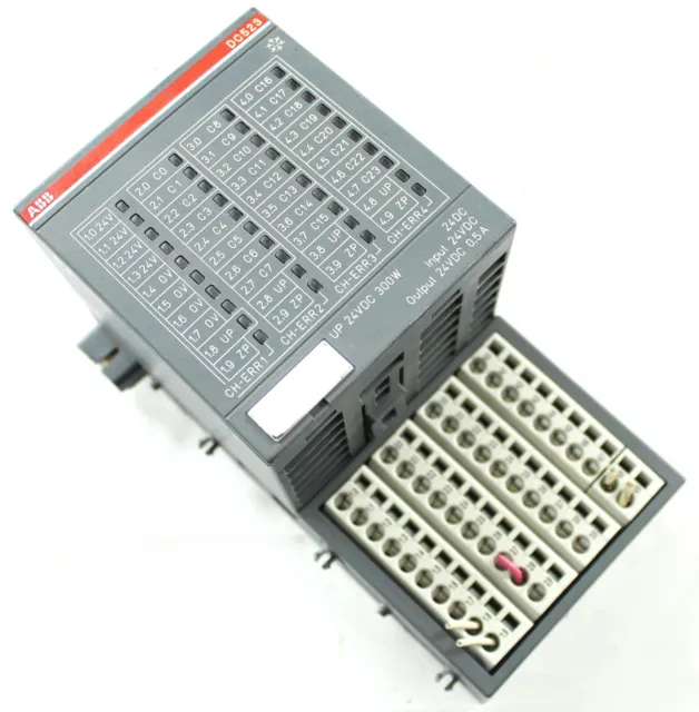 ABB DC523-XC D0 Digitale Input Output Modulo 1SAP440500R0001 W/ Base