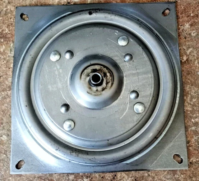 Uturn  Bulk Candy Vending Machine Replacement Parts  Turntable Used 10 pic's lot