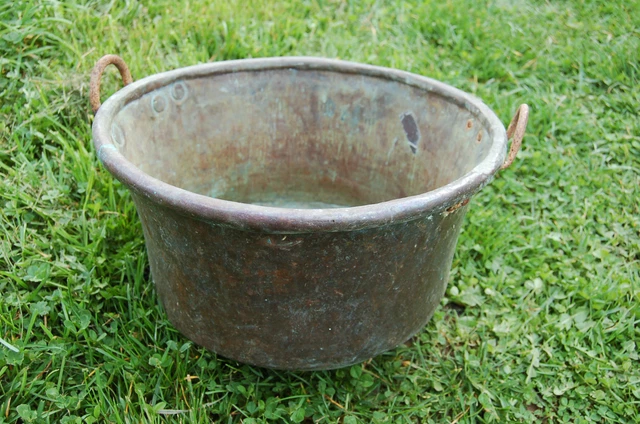 Ancienne bassine en cuivre (D'occasion) à Préverenges pour CHF 22