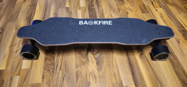 Backfire G2 Black - Elektro Skateboard / Original Verpackung Vorhanden