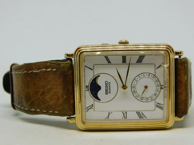 RARE SEIKO 7F32-5000 Moon Phase Quartz Analog Men's Watch