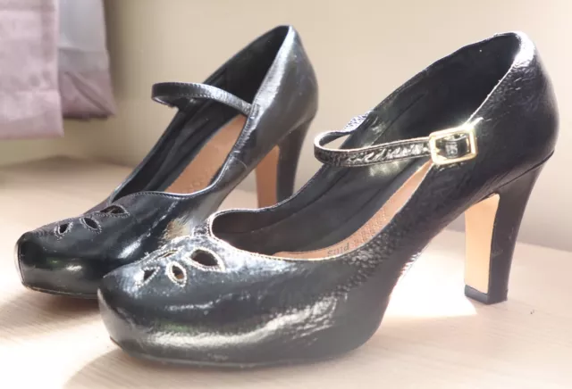 CLARKS LADIES SIZE 9 wide black patent Leather court shoes £5.00 ...