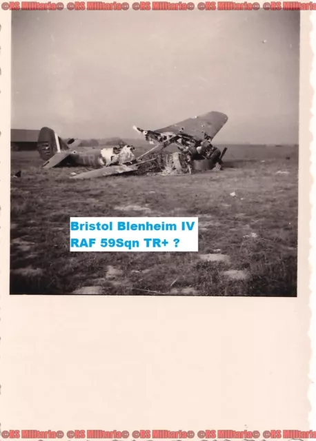 engl Flugzeug Blenheim L4856/TR-K of 59 SQN abgeschossen Saint-Vaast-en-Chaussee