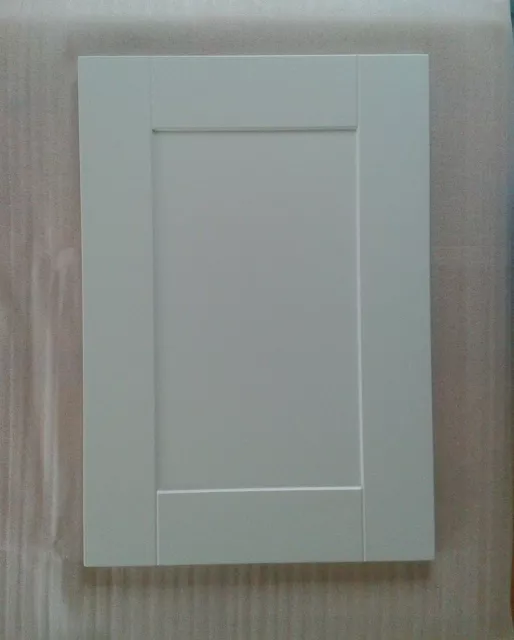 Gama agitadora blanca mate para gabinete de cocina Wren tiza
