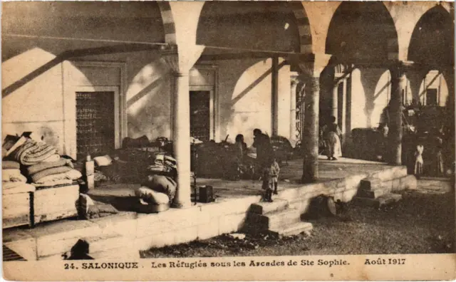 CPA AK SALONICA The Refugees Under the Arcades of St. Sophie GREECE (976970)