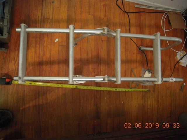 4 STEPS FOLDING Boarding Ladder, fit 16' Starcraft & Others EUR 4.386 ...