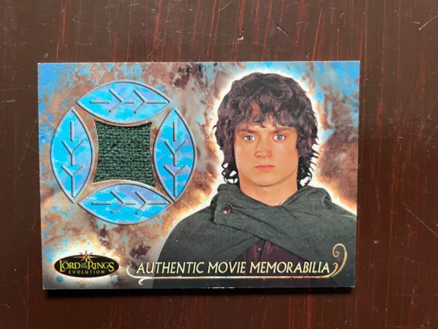 The Lord of the Rings Evolution Costume Card Frodo's Travel Cloak