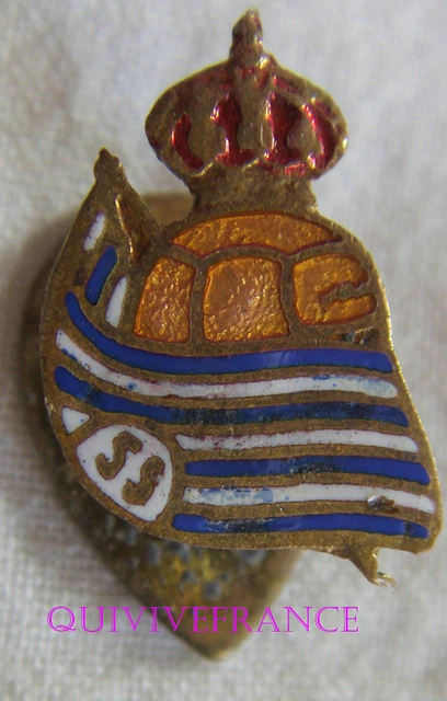 Pin's émaillé Real Sociedad C.F. – Insigne De Foot San Sebastián – Fabrication Espagnole
