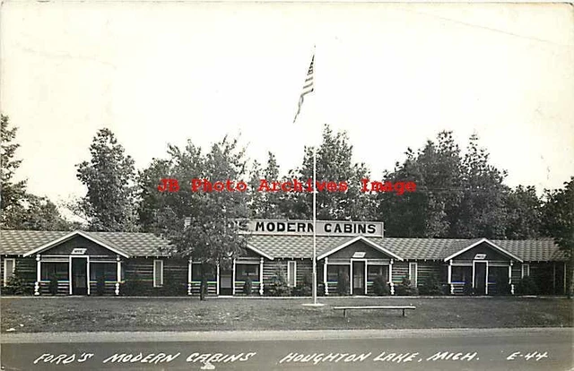 MI, Houghton Lake, Michigan, RPPC, Ford's Modern Cabins, Cook Photo No E44
